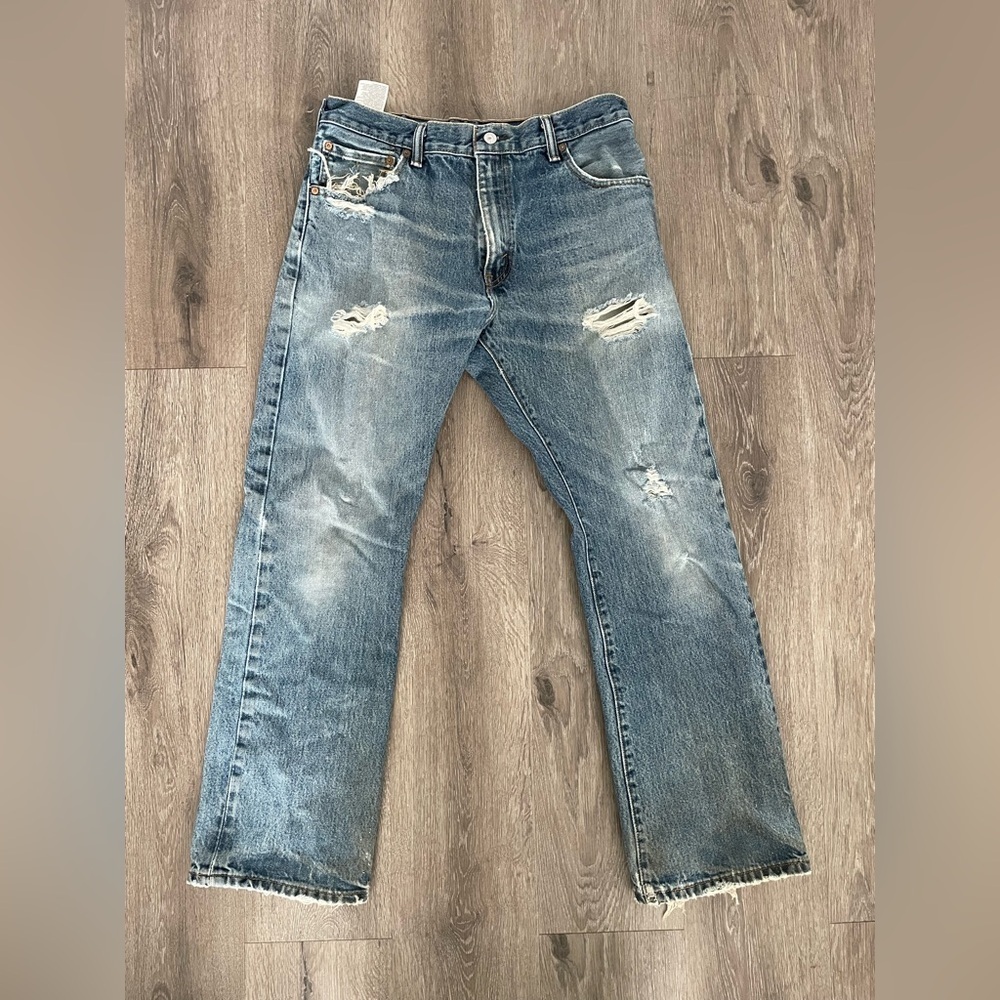Levi's Classic Blue Straight Jeans